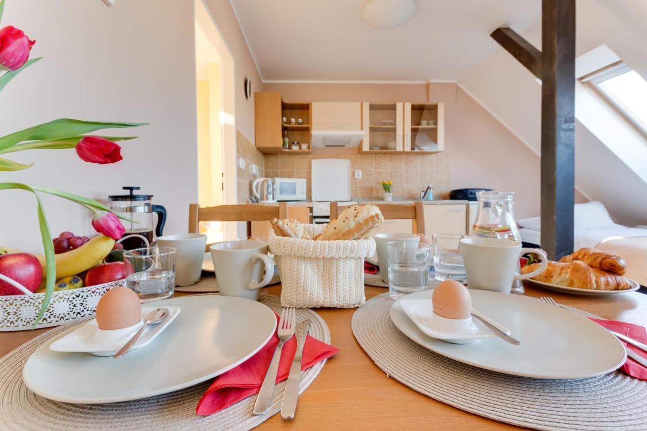 Jane'S Charming Apartment Прага Экстерьер фото